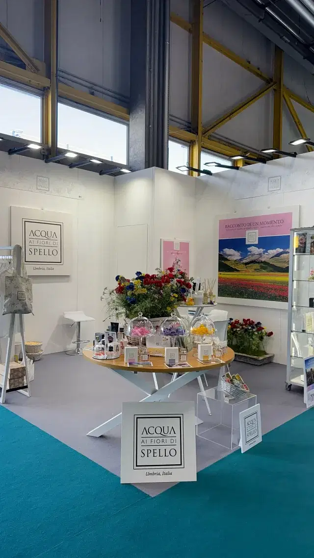 COSMOPROF • Bologna 🧡

Ci trovate al Padiglione 36, Stand N. 1📍fino ape 23/03 🗓️ 
Passate a trovarci 🫧🌸🛍️

#acquaaifioridispello 
#acquaaifioridispelloboutique 
#cosmoprofbeauty 
#cosmoprofbologna 
#beauty
#beautycorner 
#beautycommunity 
#bologna